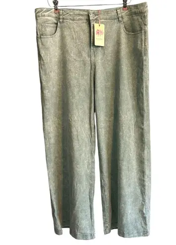 Entro  Green Wide Leg Jeans 1X Plus NWT New