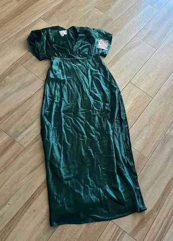 Birdy Grey NWT Jesse Kimono Satin Emerald Bridesmaid Maxi Dress Women Small