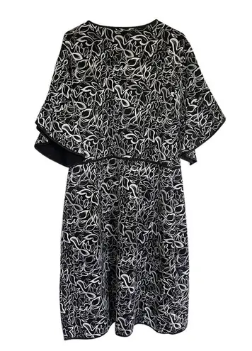 Leota NWT Women’s Faux Wrap Knit Knee Length Dress Black Floral Print Size 3X