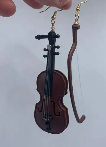 NEW brown violin and bow asymmetrical music instrument fashion earrings