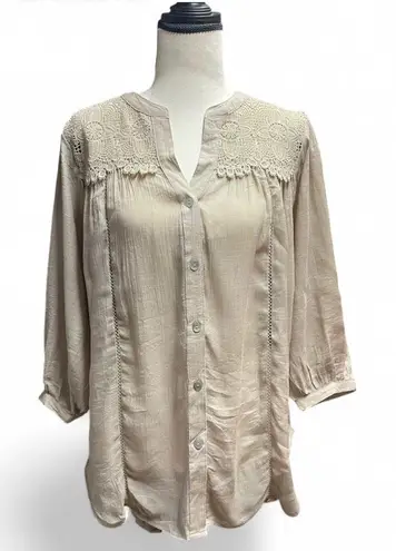 Cream Ruffled 3/4 Sleeve Bib Collar Blouse Tan