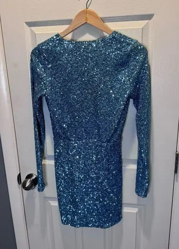 Show Me Your Mumu NWT  blue sequin deep v mini dress