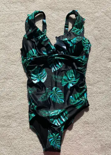 Holipick Women One Piece Swimsuits Tummy Control Bathing Suit Ruffle V Neck Swimwear Slimming Monokini Black Size XL