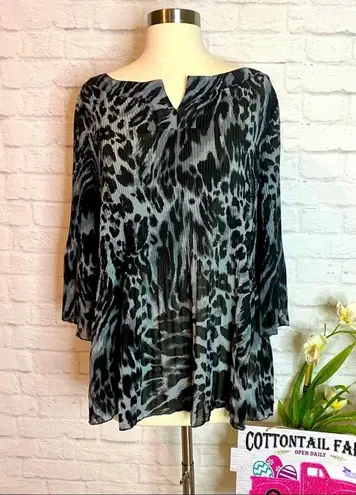 Just My Size Grey Leopard Blouse