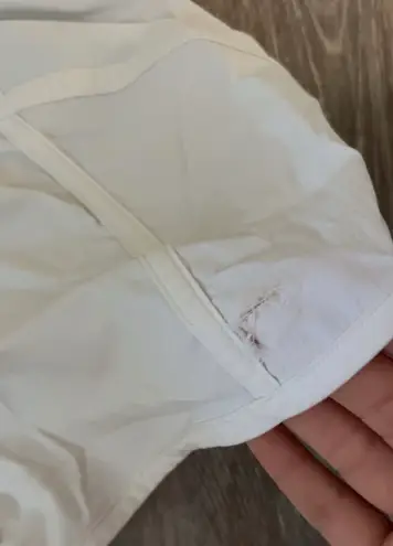 Lululemon White  Shorts High-Rise 2.5"