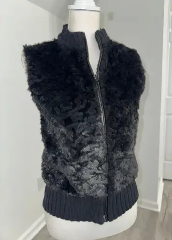 kim rogers Women’s Medium Faux Fur Knit Vest Black Zip Front Sleeveless