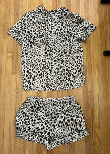 Victoria's Secret Cheetah Print Satin Pajama Set