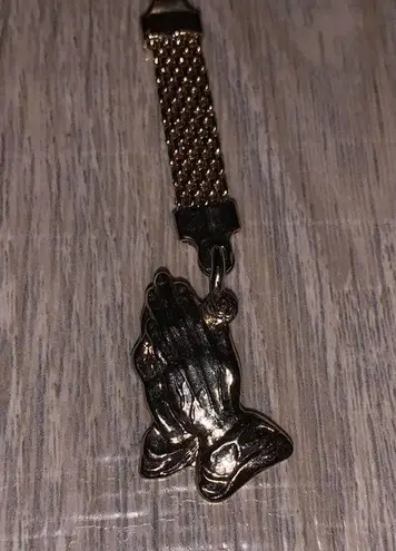 Gold Christian prayer hands praying hands key ring