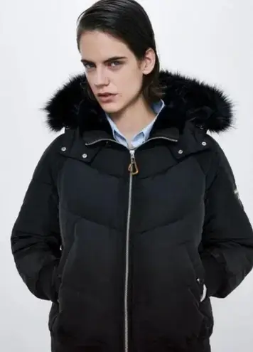 ZARA NWT  Hooded Puffer Jacket Water Repellent Black bloggers Fav