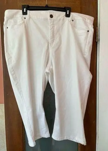 Lane Bryant  NWT Womens 24W White Denim Capri/Pedal Pushers