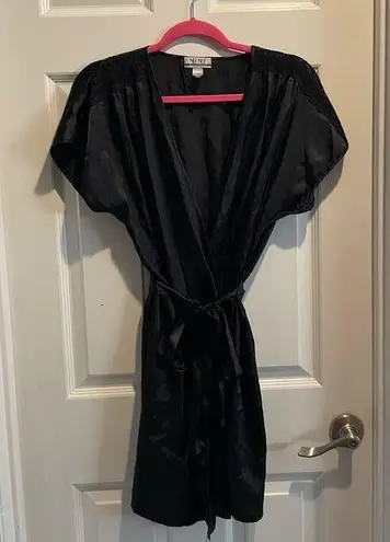 Nine & Co. Silk Robe