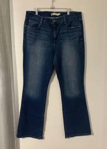 Levi's 515 Bootcut Jeans