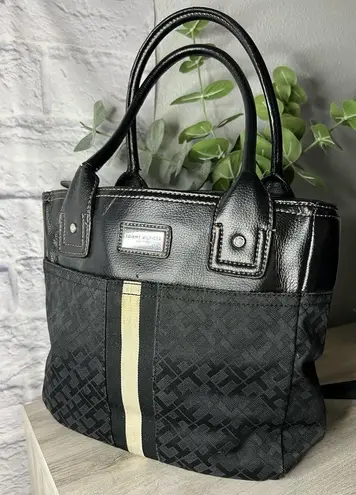 Tommy Hilfiger  Jaden satchel logo purse.