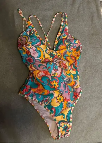 Cupshe NWT  One Piece Swimsuit Double Strap Back Tie Low Cut Boho Paisley size M