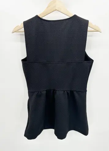 Daisy Fuentes Solid Black Scoop Neck Sleeveless Peplum Top Women's Size Small S