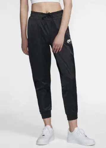 Nike  Black Satin High Rise Lightweight Drawstring Jogger Pants Women’s Small