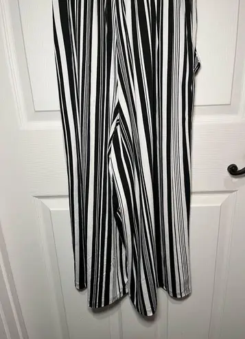 Ny Collection Jumpsuit Size Small Black White Stripes Wide Leg Cropped
