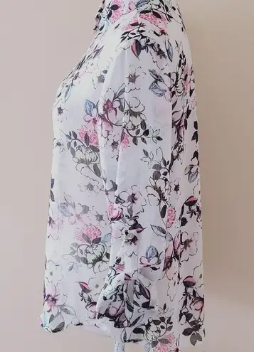 About A Girl floral button down size medium