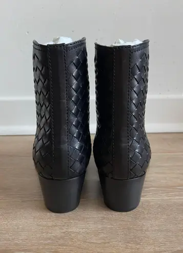Bottega Veneta Edoardo Intrecciato Jungle Calf Western Ankle Boot in Black Leather Size 38