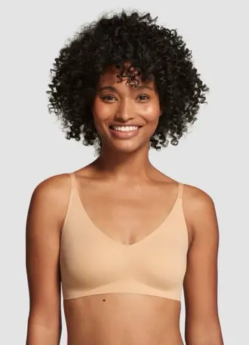 True & Co Triangle Bralette in Beige Everybody Adjustable Strap Size Medium