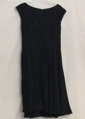 Gal Meets Glam NWT  Maya Black Fit and Flare Knee Length Dress Size 8 Guessed