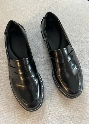 JustFab Black Loafers