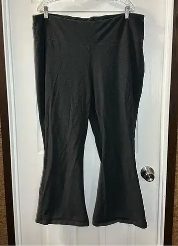 Avenue Leisure Grey Pull On Boot Leg Flare Leggings size 22/24