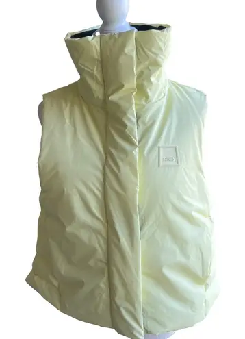 RAINS Loop Women's Insulated Waterproof Vest Size Large SKU#S2489 Yellow