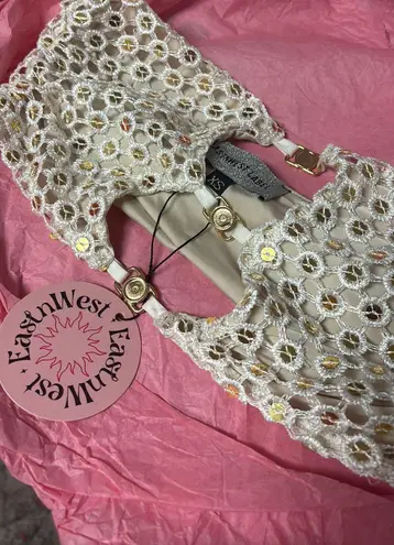 Eastnwest label NWT White Quinn Crop Top in Gold Mirror