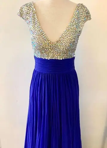 Dress Up Prom dress blue  long blue dress prom or fancy  event size 6