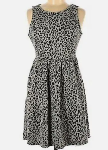 Apt. 9  gray leopard print fit and flare dress with pockets size XS