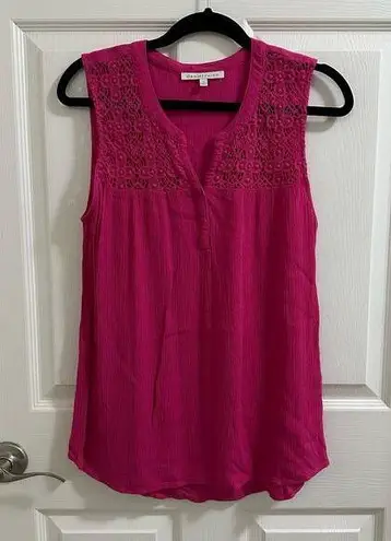 Daniel Rainn Hot Pink Sleeveless Blouse Tank Women’s size Medium barbiecore