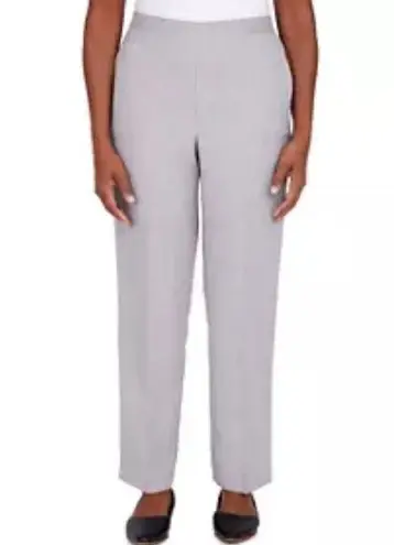 Alfred Dunner Petite Alfred Dunner Women's Soft Spoken Sateen Straight Leg Short Length Pants