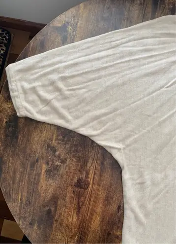 New York And Company | ladies sweater. Size: XL