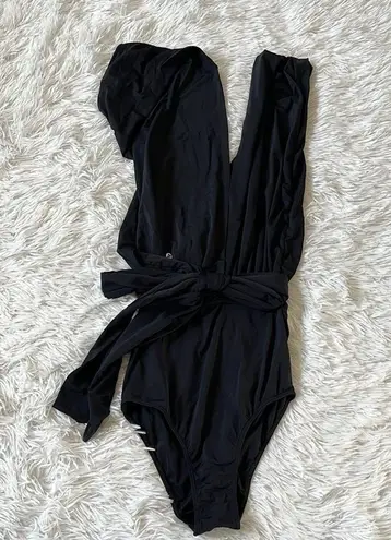 AGUA ONE PIECE SWIMSUIT BRAZILIAN HARMONY MAILLOT BLACK TIE AROUND WAIST MEDIUM