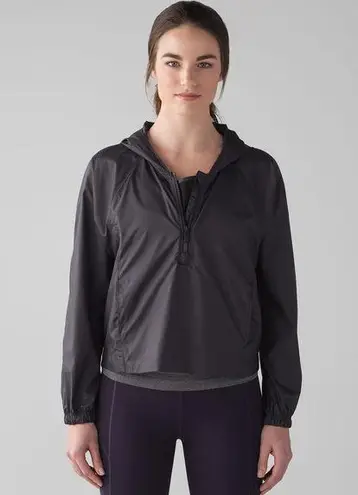 Lululemon  Womens size 8 I Put A Shell On You Pullover Hooded Cropped Jacket