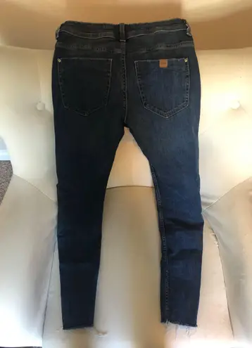 ZARA Mid Rise Skinny Jeans