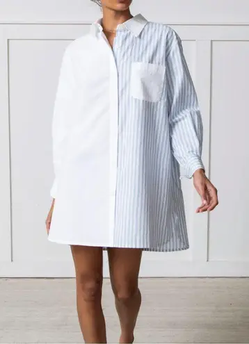 PRINTFRESH Everyday Button Down in Weekend Stripes Blue Skies S/M White