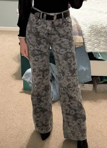 Moschino Grey Laser Flower Wide Leg Jeans Denim SIZE 29 Long Logo High Rise $430