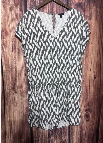 J Crew Women Size Large Romper Tie Waist Summer Resort Casual Shorts Ikat F2599 Black