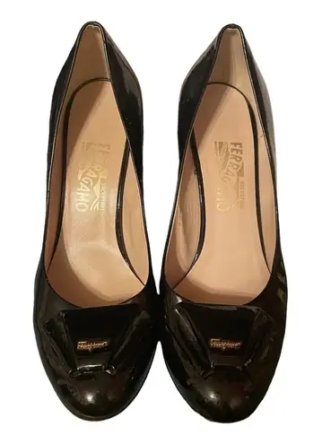 Salvatore Ferragamo BLACK PATENT LEATHER BOW HEELS