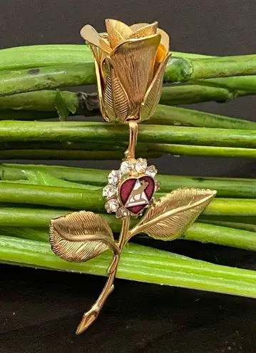 Vintage Unsigned Gold