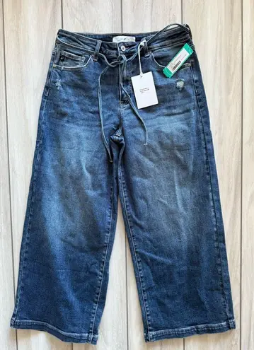 KanCan High Rise Crop Wide Leg Jean Blue Size 8 NWT STITCH FIX