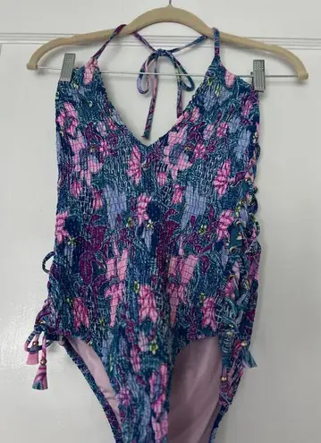 Victoria's Secret Victoria Secrets “Secret Smocked” one piece swimsuit size Small