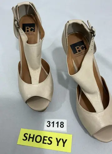 Womans BC Emfait La Chine 8.5 Peep Toe Buckle Beige Leather Wedge Sandals Tan