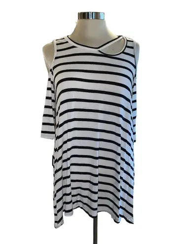 Bellamie blouse loose fit stripes cold shoulder short sleeve cut out Sz large