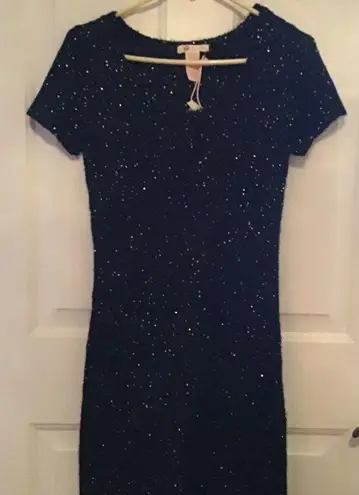 NWT TULLE ANTHROPOLGIE SEQUIN SWEATER DRESS. M Black Size M