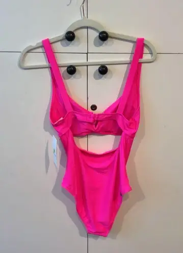 Body Glove NWT Eli swimsuit