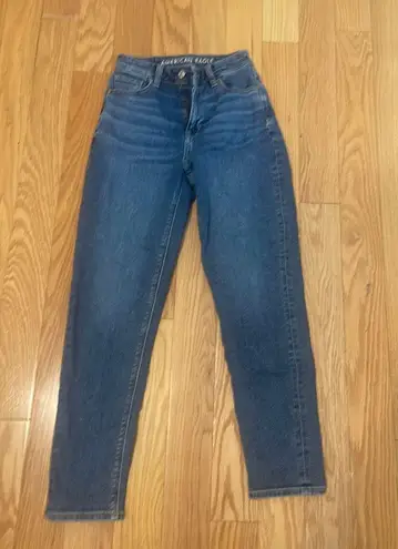 American Eagle Outfitters High Rise Mom Jean