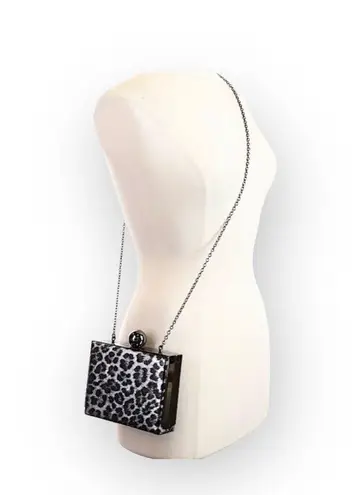 new RoccoBarocco ❤︎ Animal Print Minaudière Box Bag ❤︎ Drop In Chain Handle ❤︎